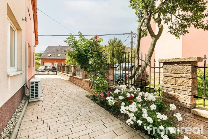 Prodej rodinného domu, Blučina, Zahradní, 152 m2