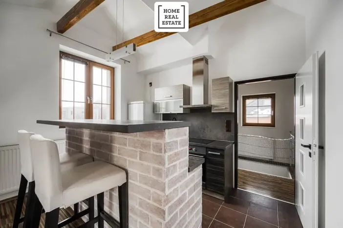 Pronájem ubytování, Praha - Dolní Měcholupy, U svornosti, 117 m2