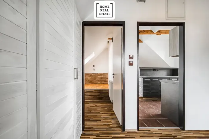 Pronájem ubytování, Praha - Dolní Měcholupy, U svornosti, 117 m2