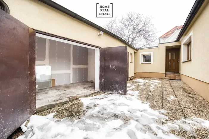 Pronájem ubytování, Praha - Dolní Měcholupy, U svornosti, 117 m2