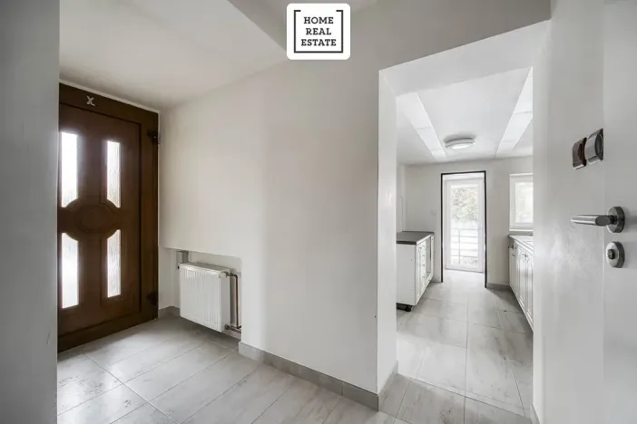 Pronájem apartmánu, Praha - Dolní Měcholupy, U svornosti, 117 m2