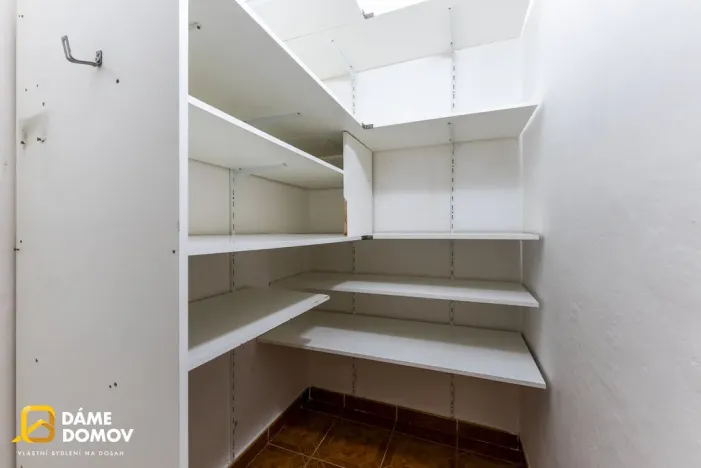 Pronájem bytu 2+1, Zlín - Malenovice, Tyršova, 52 m2