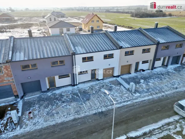 Pronájem rodinného domu, Huštěnovice, 136 m2