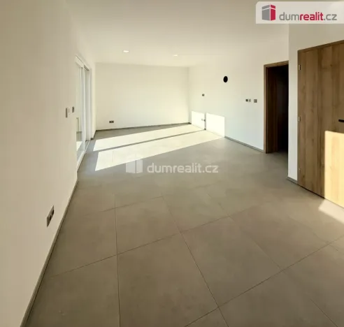 Pronájem rodinného domu, Huštěnovice, 136 m2