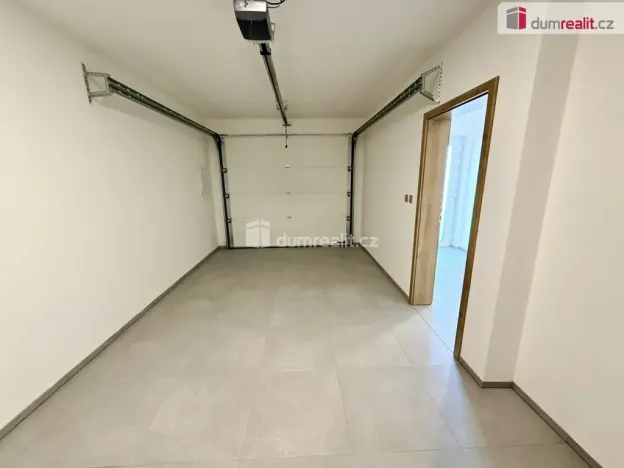Pronájem rodinného domu, Huštěnovice, 136 m2