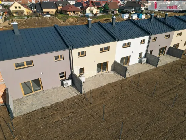 Pronájem rodinného domu, Huštěnovice, 136 m2