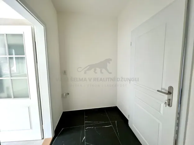 Pronájem bytu 1+kk, Jáchymov, třída Dukelských hrdinů, 30 m2