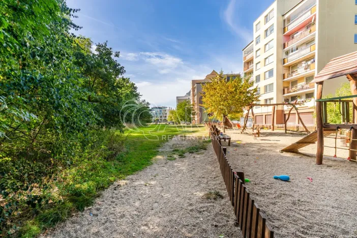 Prodej pozemku pro bydlení, Praha, 1452 m2