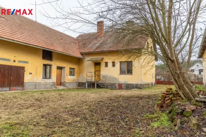 Prodej rodinného domu, Vrchotovy Janovice, 435 m2