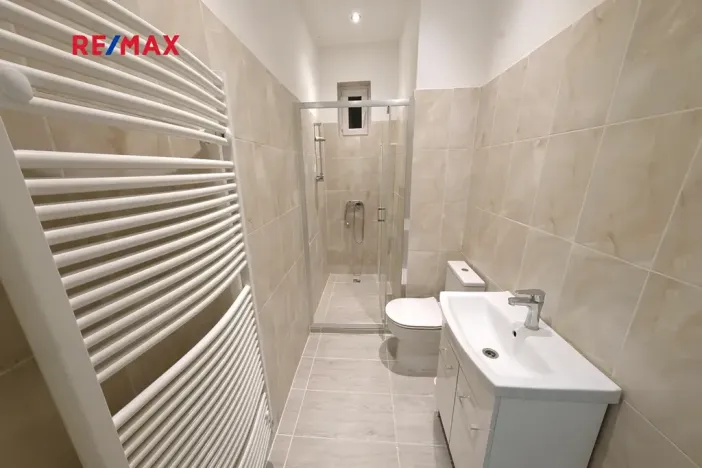 Pronájem bytu 2+kk, Praha - Libeň, Chlumčanského, 34 m2