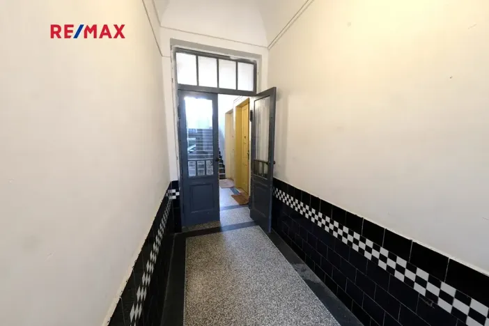 Pronájem bytu 2+kk, Praha - Libeň, Chlumčanského, 34 m2