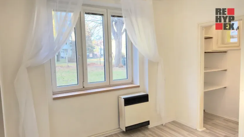 Pronájem bytu 2+1, Kutná Hora - Hlouška, Nerudova, 48 m2