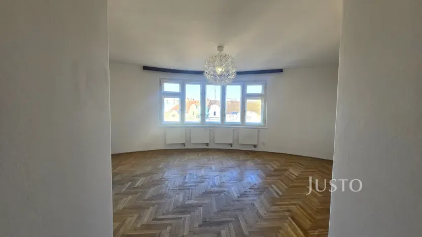 Pronájem bytu 2+kk, Písek, Mírové nám., 50 m2