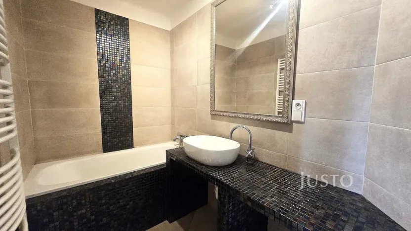 Pronájem bytu 2+kk, Písek, Mírové nám., 50 m2