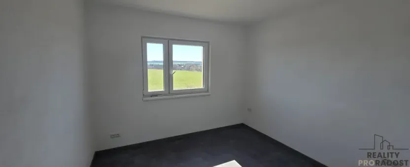 Pronájem bytu 3+kk, Znojmo, Třešňová, 85 m2