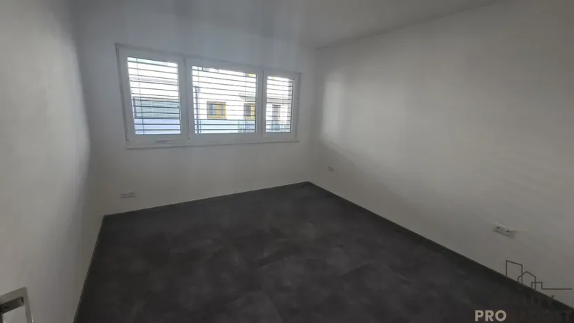 Pronájem bytu 3+kk, Znojmo, Třešňová, 85 m2