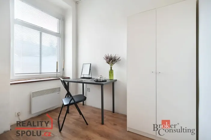 Prodej bytu 3+1, Beroun - Beroun-Zavadilka, Husova, 58 m2