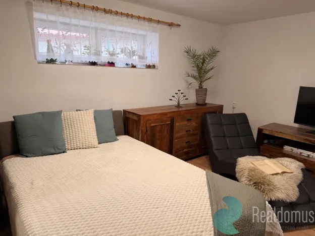 Prodej bytu 2+1, Chvalovice, 78 m2