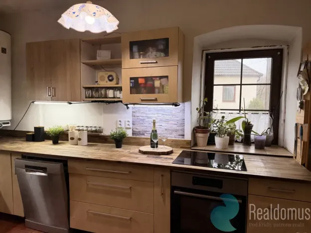 Prodej bytu 2+1, Chvalovice, 78 m2