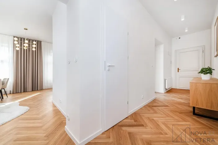 Pronájem bytu 2+kk, Praha - Vinohrady, Chodská, 64 m2
