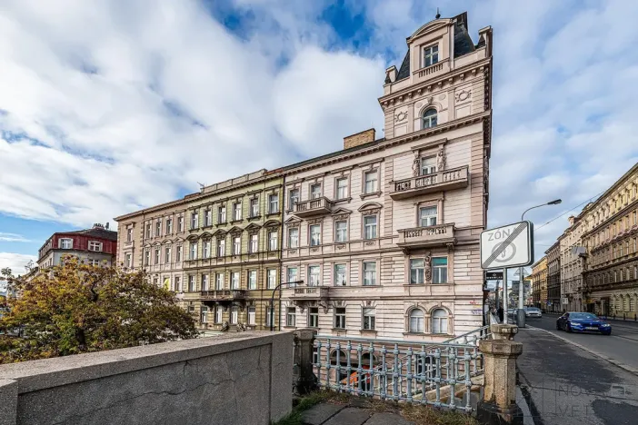 Prodej bytu 3+kk, Praha - Smíchov, Hořejší nábřeží, 85 m2