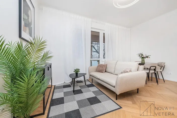 Prodej bytu 3+kk, Praha - Holešovice, Osadní, 82 m2