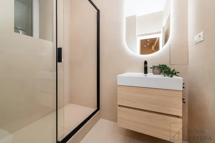 Prodej bytu 3+kk, Praha - Holešovice, Osadní, 82 m2