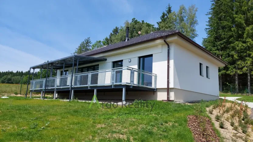 Pronájem rodinného domu, Frymburk, 97 m2