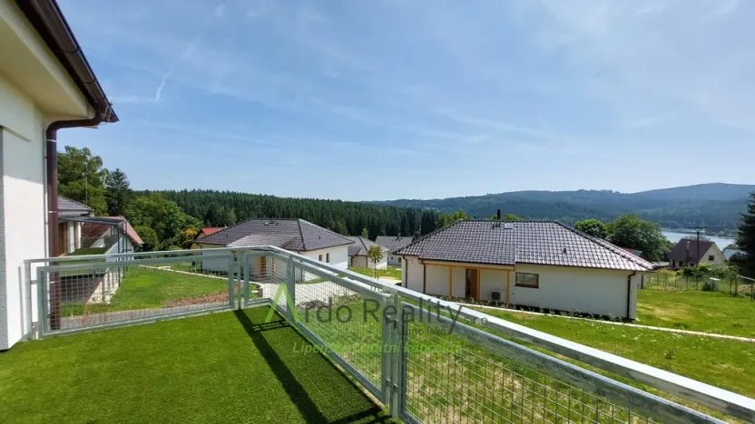 Pronájem rodinného domu, Frymburk, 97 m2