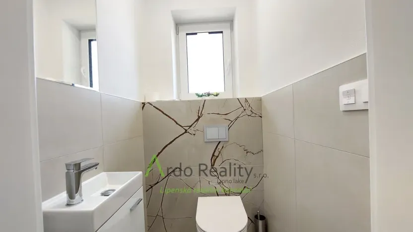 Pronájem rodinného domu, Frymburk, 97 m2