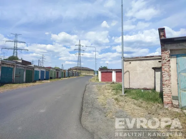 Prodej garáže, Kadaň, Chomutovská, 19 m2