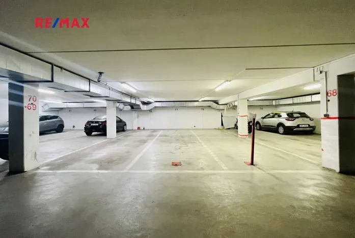 Prodej garážového stání, Brno, Majdalenky, 24 m2