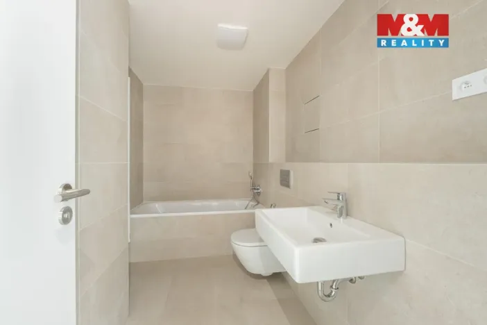 Prodej bytu 3+kk, Kladno - Dubí, Ke křížku, 159 m2