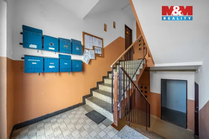 Prodej bytu 3+1, Domažlice, Ladova, 76 m2