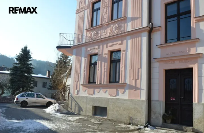 Pronájem obchodního prostoru, Jablonec nad Jizerou, 30 m2