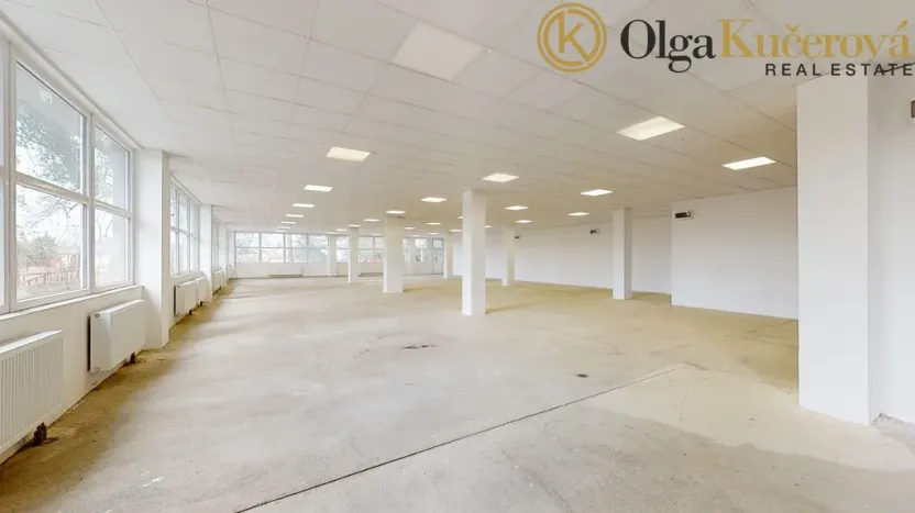 Prodej obchodního prostoru, Svitavy, Lanškrounská, 868 m2