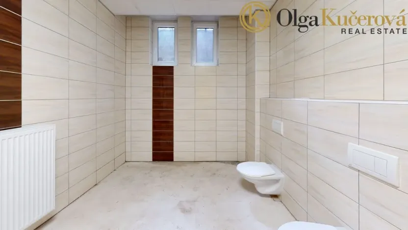 Prodej obchodního prostoru, Svitavy, Lanškrounská, 868 m2