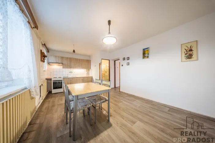 Prodej rodinného domu, Kněždub, 230 m2