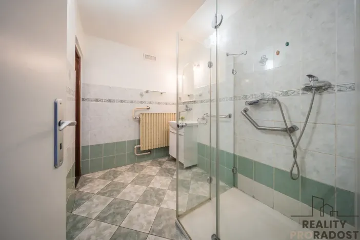 Prodej rodinného domu, Kněždub, 230 m2