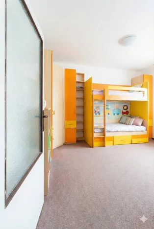 Prodej bytu 3+1, Olomouc - Povel, Nešporova, 60 m2