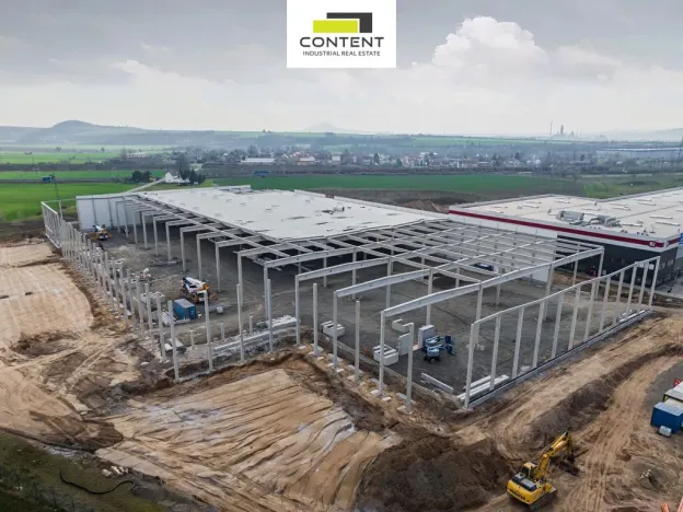 Pronájem skladu, Lovosice, 6563 m2