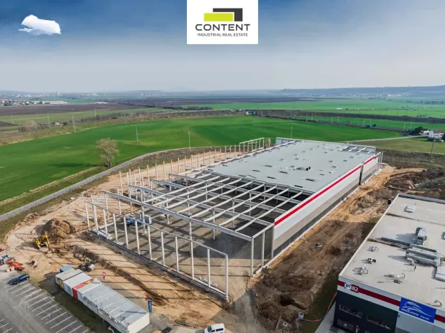 Pronájem skladu, Lovosice, 6563 m2