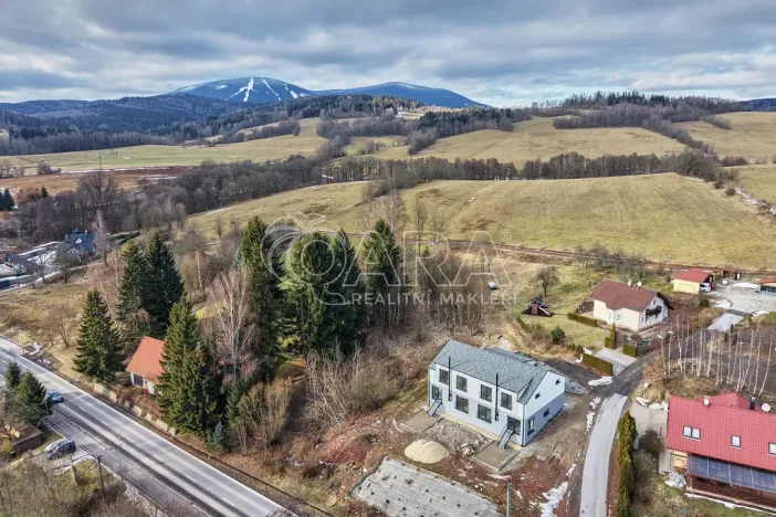 Prodej bytu 4+kk, Mladé Buky - Hertvíkovice, 132 m2