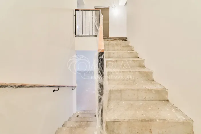 Prodej bytu 4+kk, Mladé Buky - Hertvíkovice, 132 m2