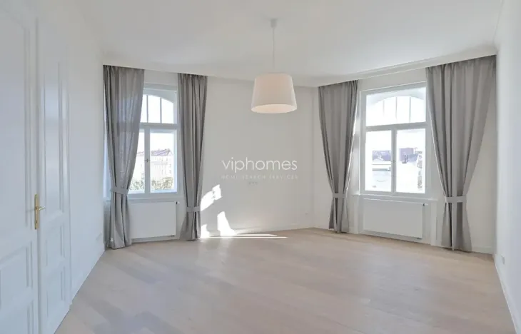 Pronájem bytu 3+kk, Praha - Vinohrady, náměstí Jiřího z Poděbrad, 137 m2