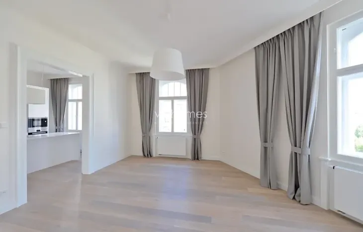 Pronájem bytu 3+kk, Praha - Vinohrady, náměstí Jiřího z Poděbrad, 137 m2