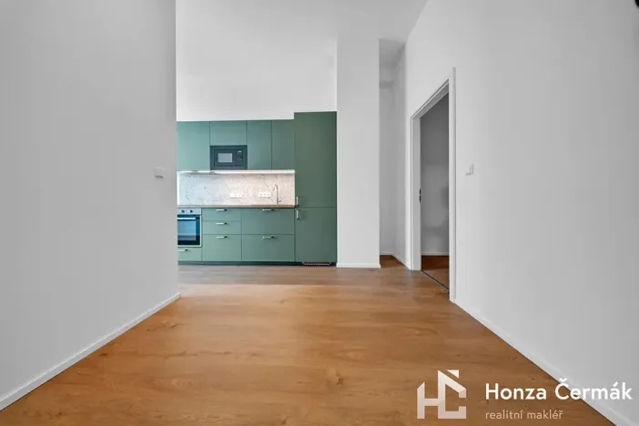 Pronájem bytu 1+kk, Brno, třída Generála Píky, 35 m2