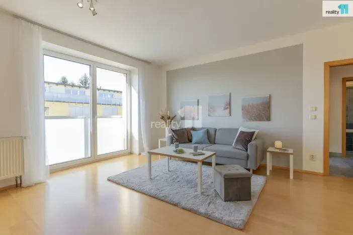 Prodej bytu 2+kk, Jesenice, Sluneční, 63 m2