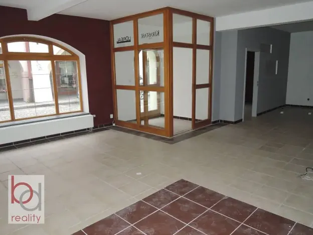 Prodej obchodního prostoru, České Budějovice, Plachého, 103 m2