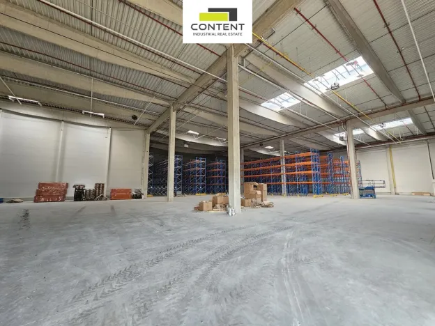 Pronájem skladu, Kozomín, 4000 m2